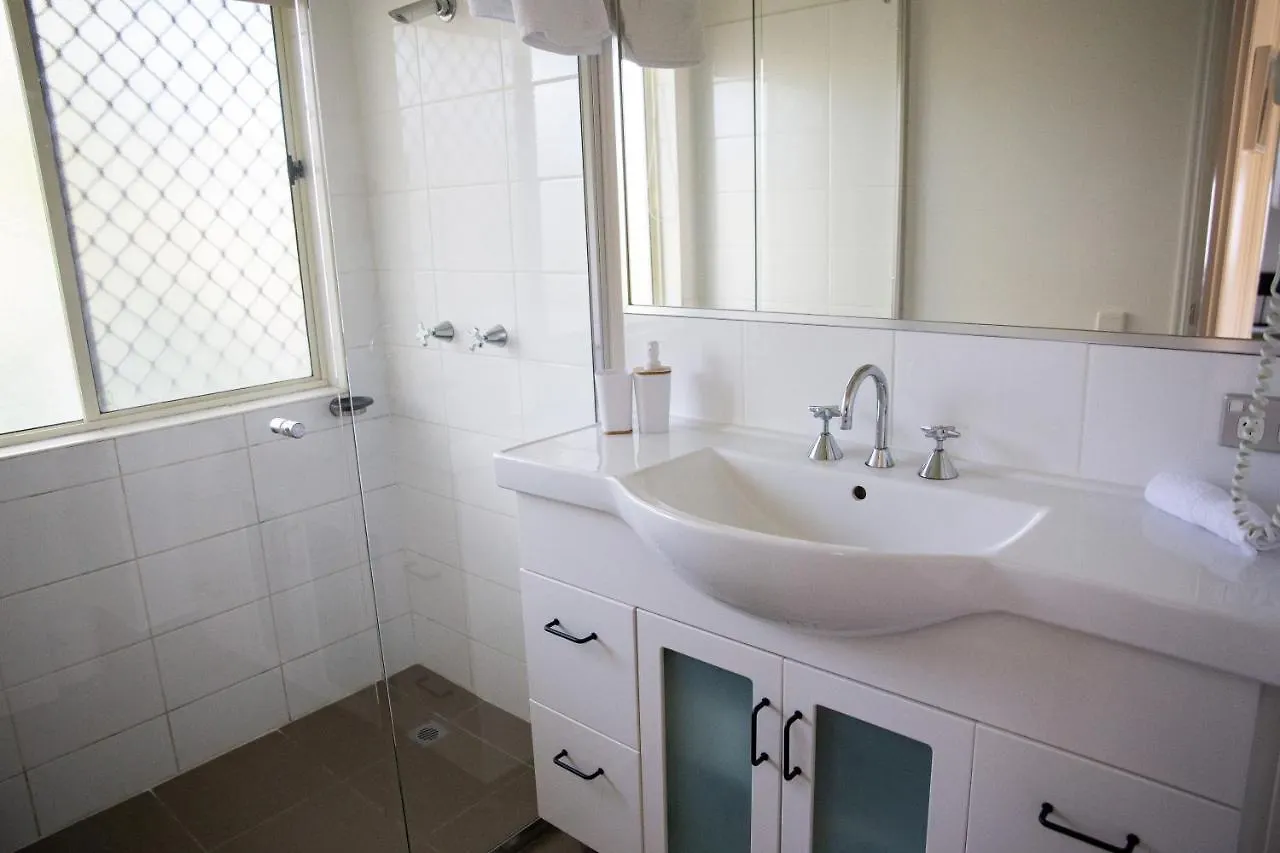 2 Bedroom Villa In Tropical Resort Noosaville Apartamento